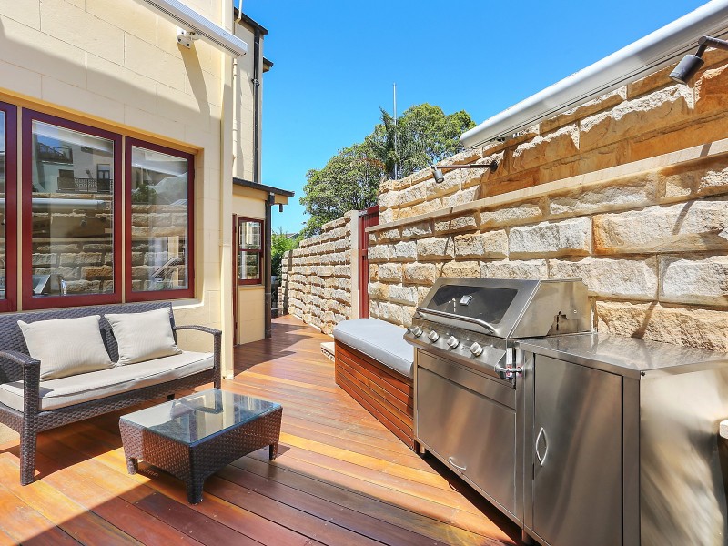 64 Carabella Street, Kirribilli NSW 2061