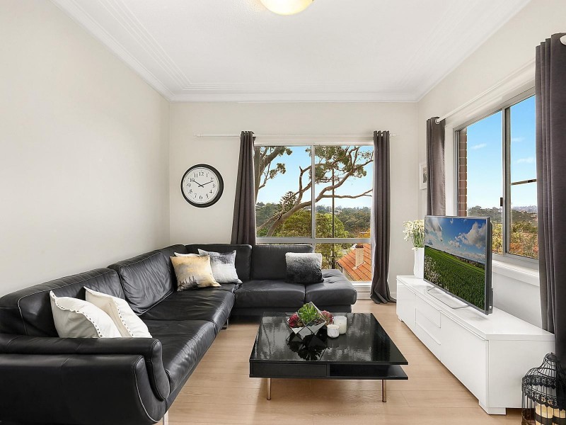 18 Greens Drive, Cammeray NSW 2062