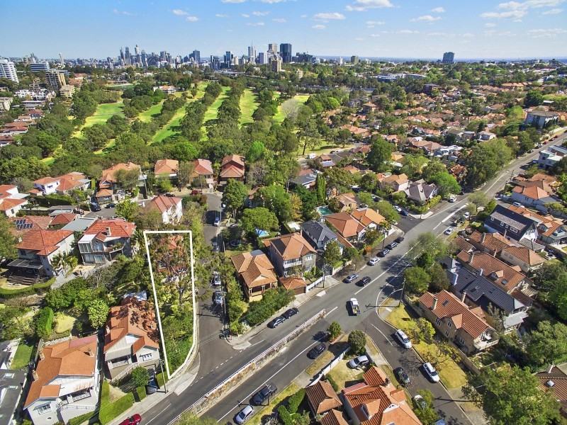 18 Greens Drive, Cammeray NSW 2062