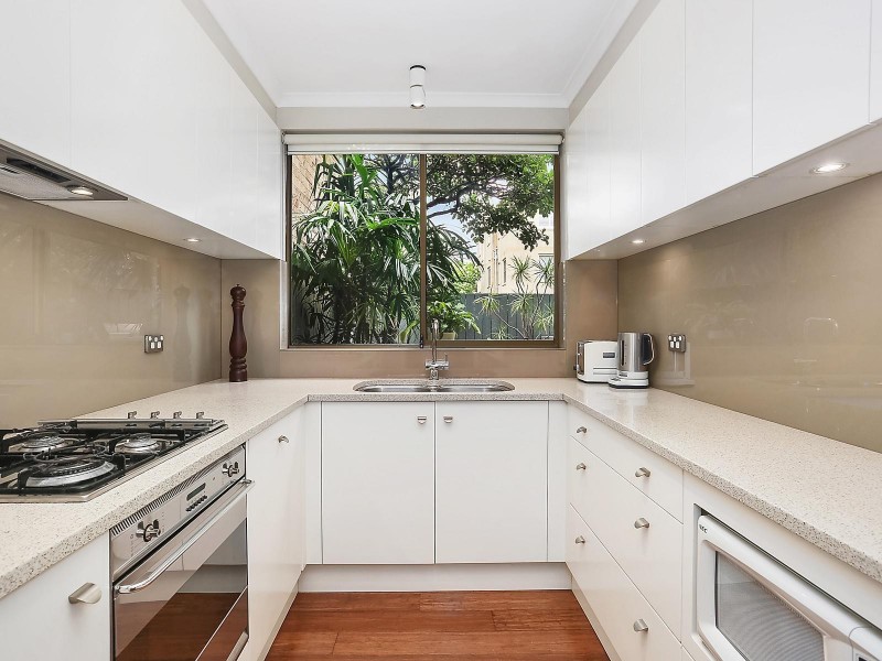 2/143 Ben Boyd Road, Neutral Bay NSW 2089