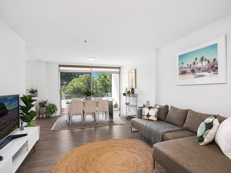 2/243 Ernest Street, Cammeray NSW 2062