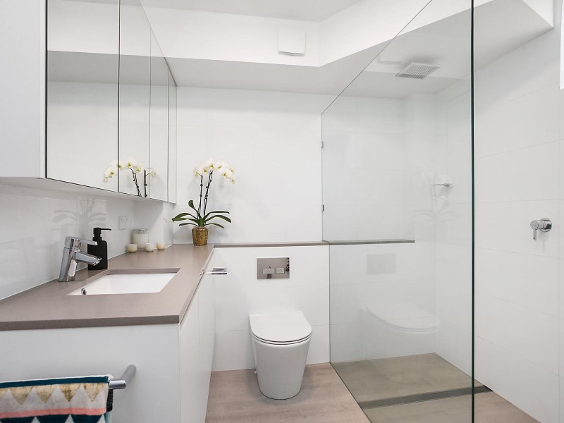 2/243 Ernest Street, Cammeray NSW 2062