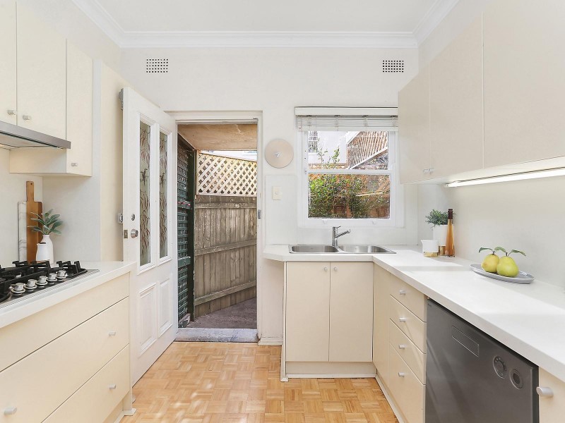 1/37 Wisdom Road, Greenwich NSW 2065