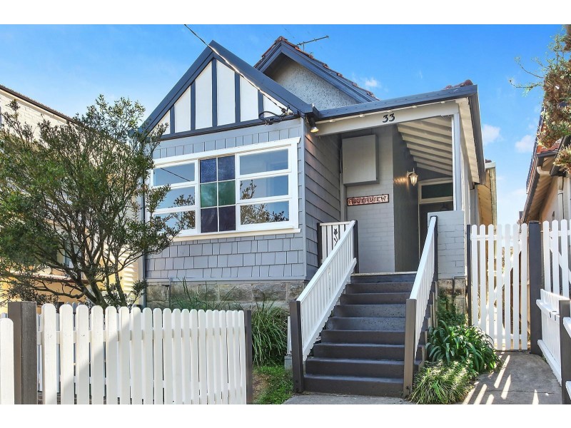 33 Sinclair Street, Wollstonecraft NSW 2065