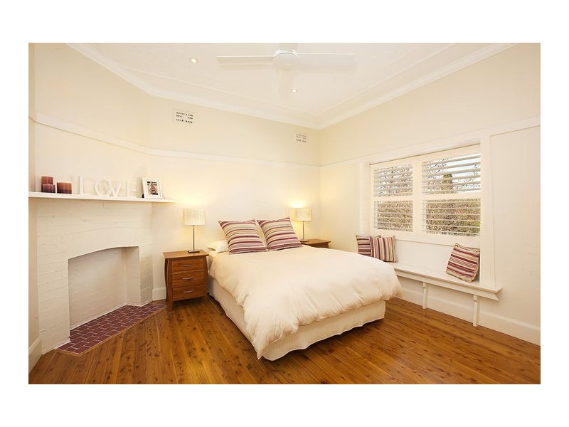 5 Robert Street, Willoughby NSW 2068