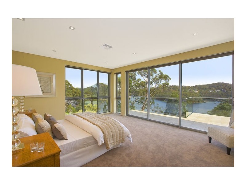 327 Edinburgh Road, Castlecrag NSW 2068