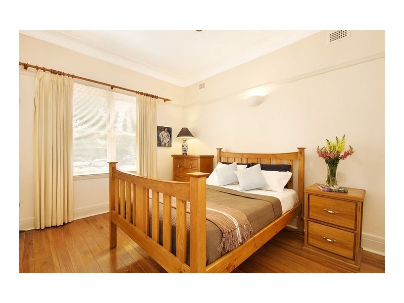 8 Neville Street, Willoughby NSW 2068