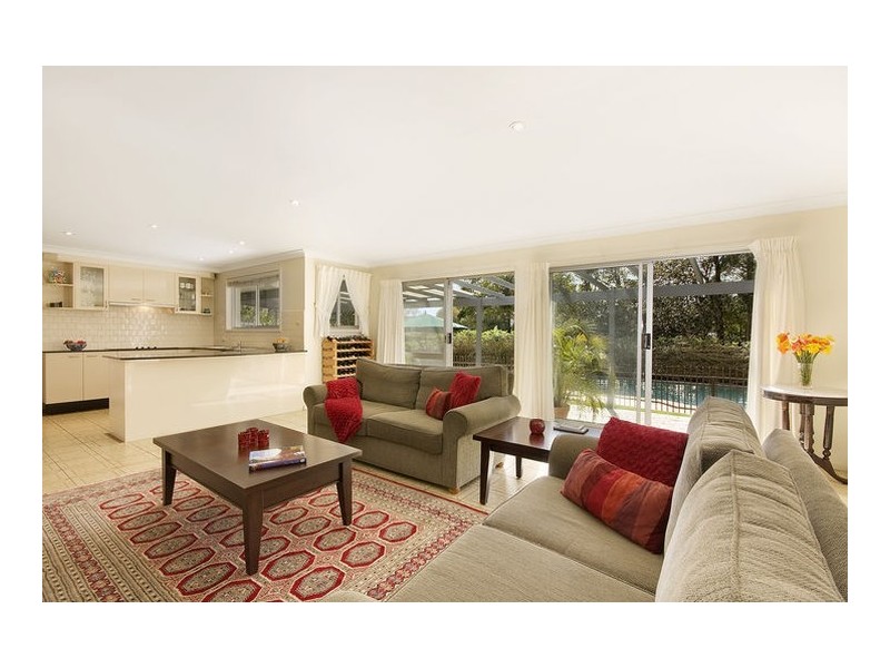 15 Aminya Place, St Ives NSW 2075