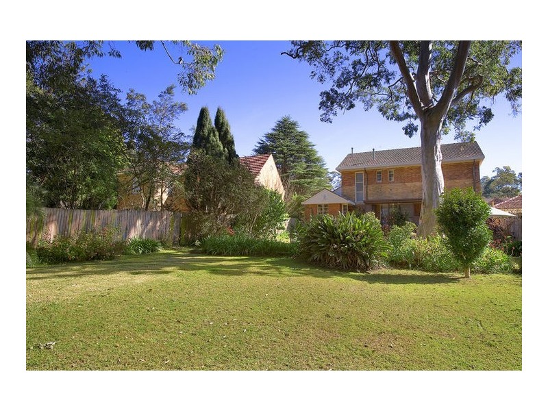 69 Chelmsford Avenue, East Lindfield NSW 2070