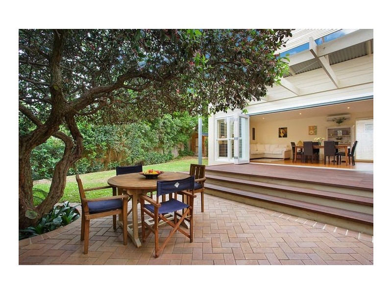 7 Raeburn Avenue, Castlecrag NSW 2068