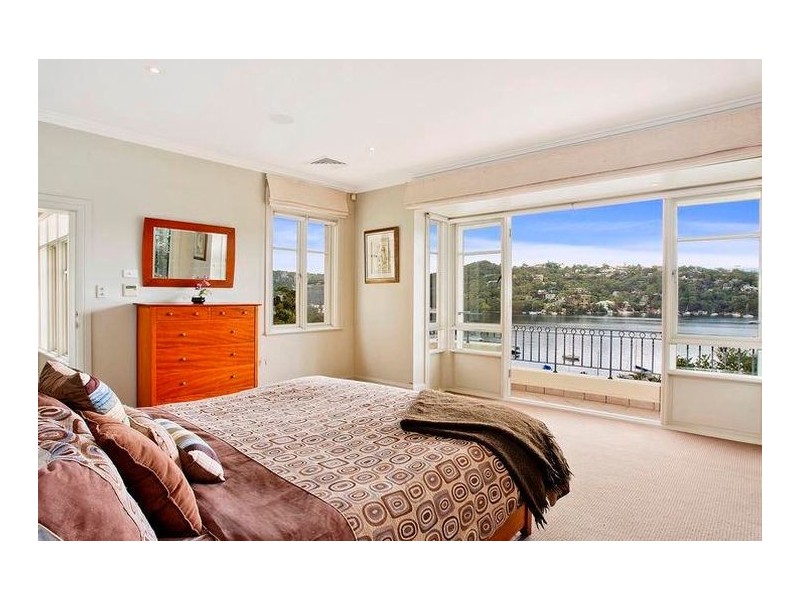 9 The Tor Walk, Castlecrag NSW 2068