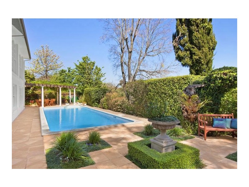 12 Cherry Place, Castle Cove NSW 2069