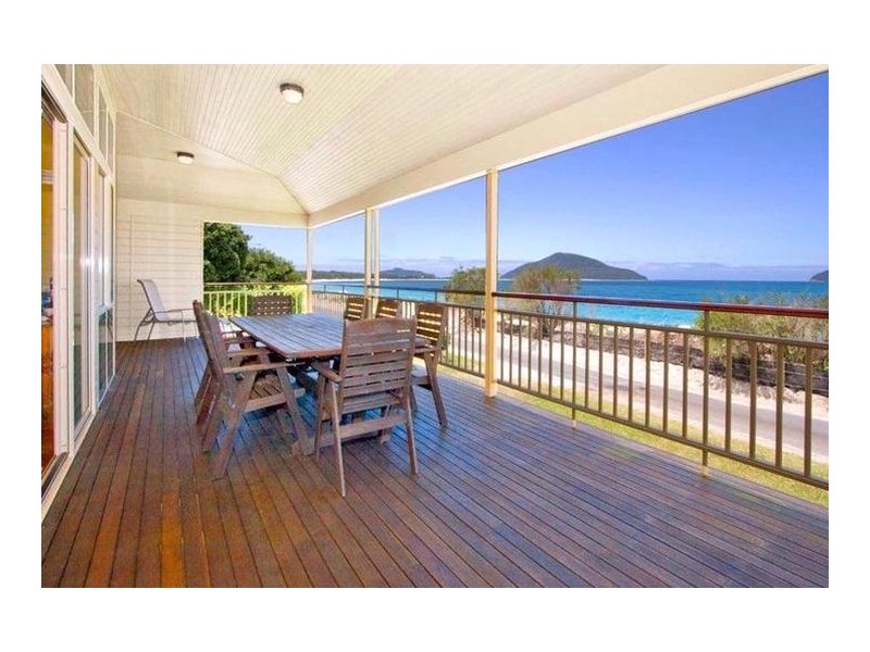 69 The Boulevarde, Hawks Nest NSW 2324