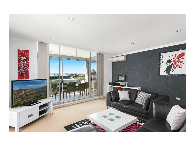 29/28 Sturdee Parade, Dee Why NSW 2099