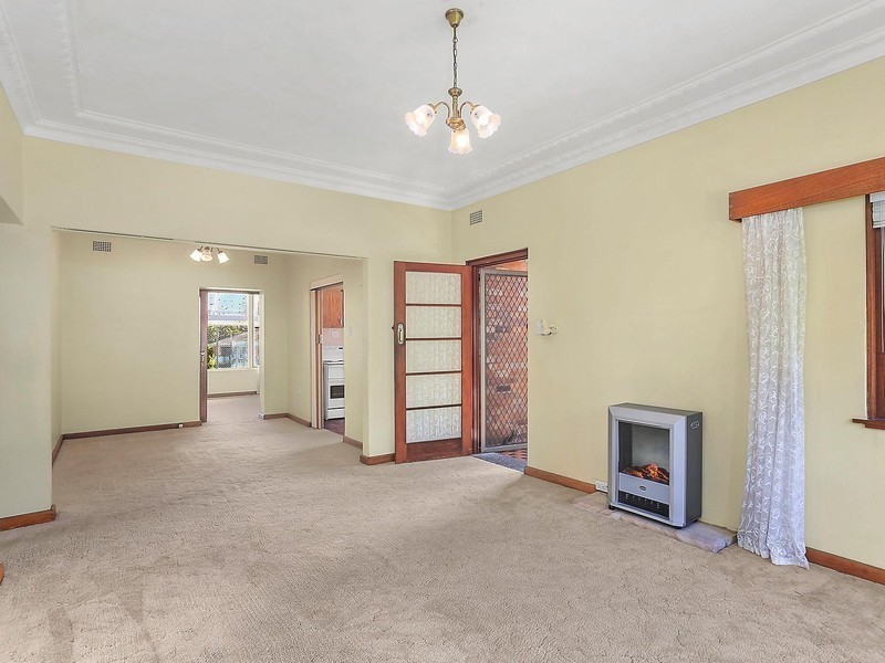 21 Ocean View Road, Freshwater NSW 2096