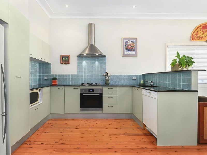 37 Headland Road, North Curl Curl NSW 2099