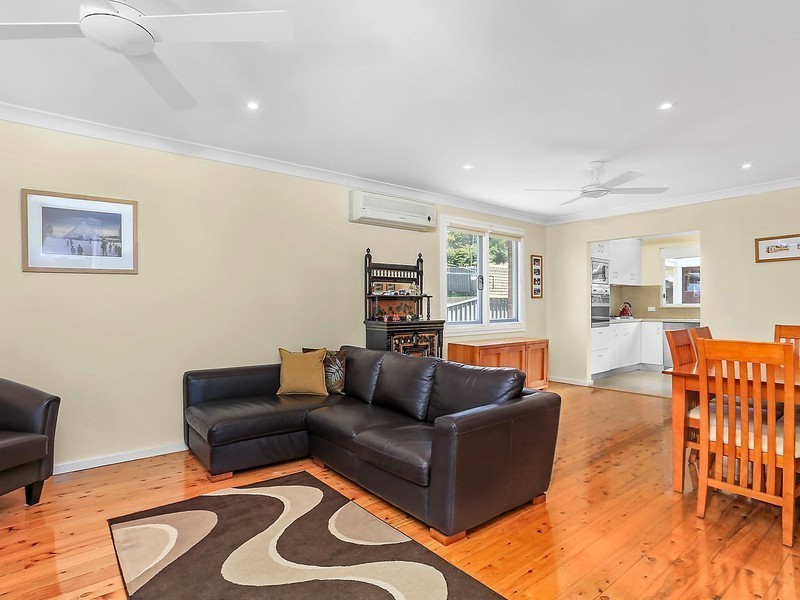 8 Warri Close, Narraweena NSW 2099