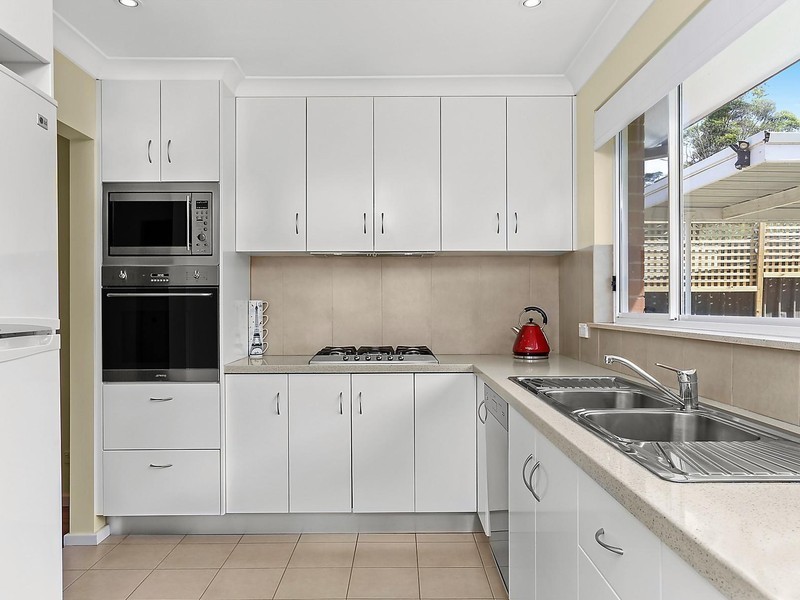 8 Warri Close, Narraweena NSW 2099