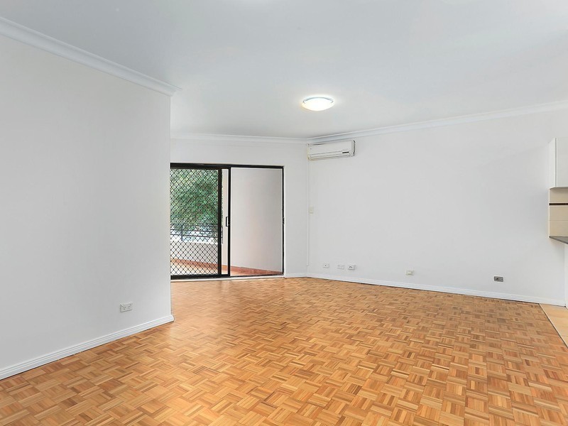 2/5 Delmar Parade, Dee Why NSW 2099