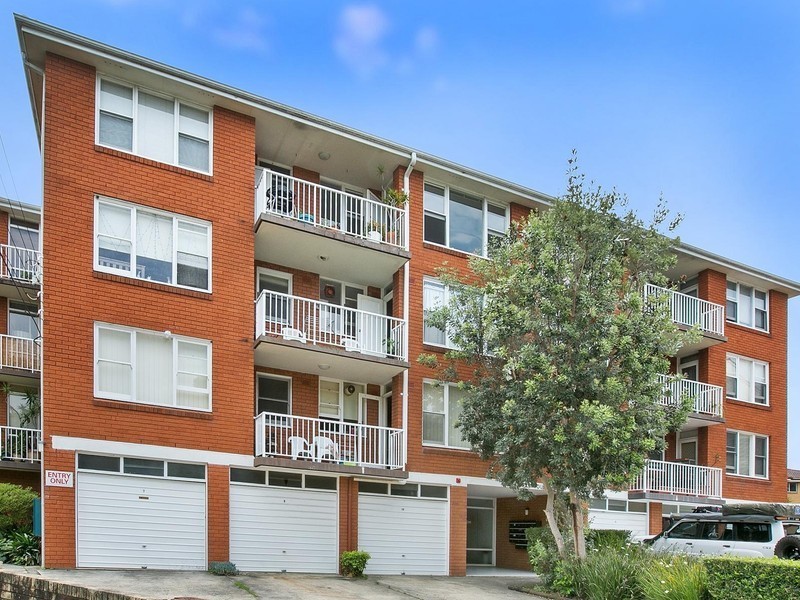 15/4 Kempsey Close, Dee Why NSW 2099