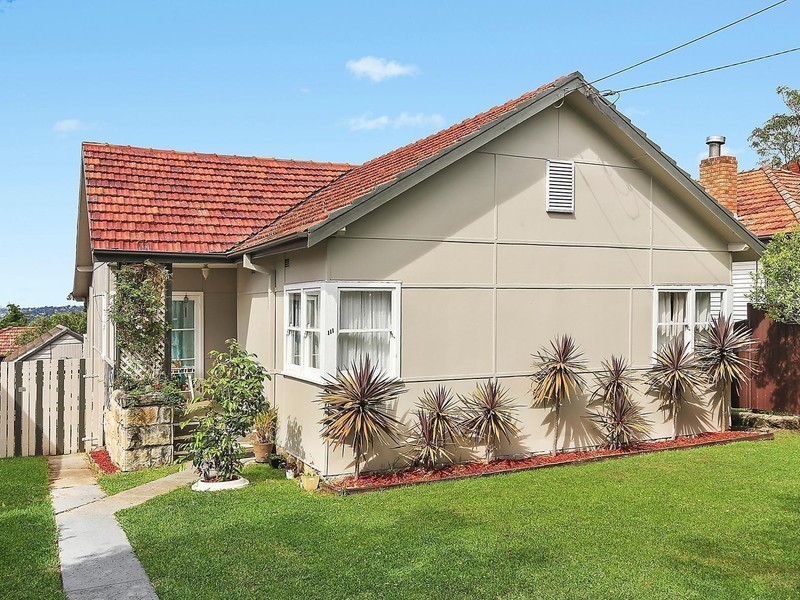 111 Warringah Road, Narraweena NSW 2099