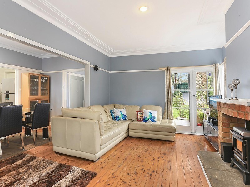 111 Warringah Road, Narraweena NSW 2099