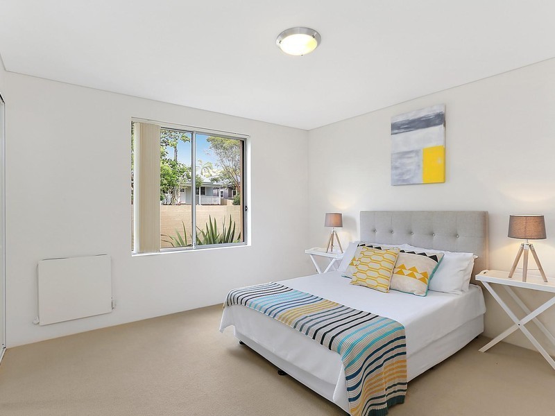 1/18 Banksia Street, Dee Why NSW 2099