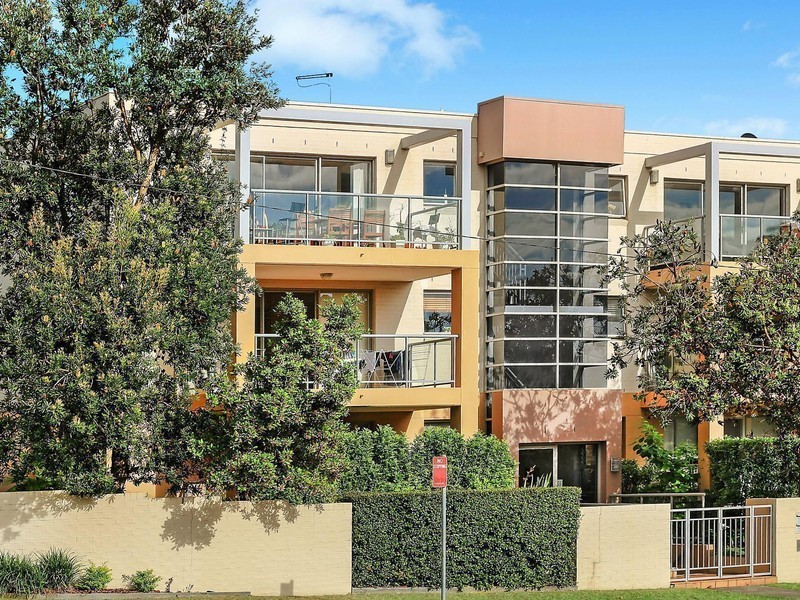 1/18 Banksia Street, Dee Why NSW 2099
