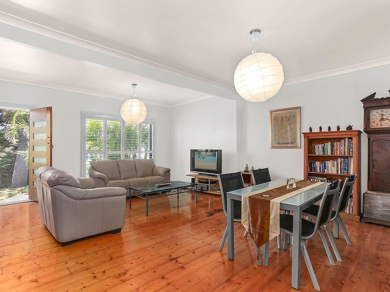 86 Pitt Road, North Curl Curl NSW 2099