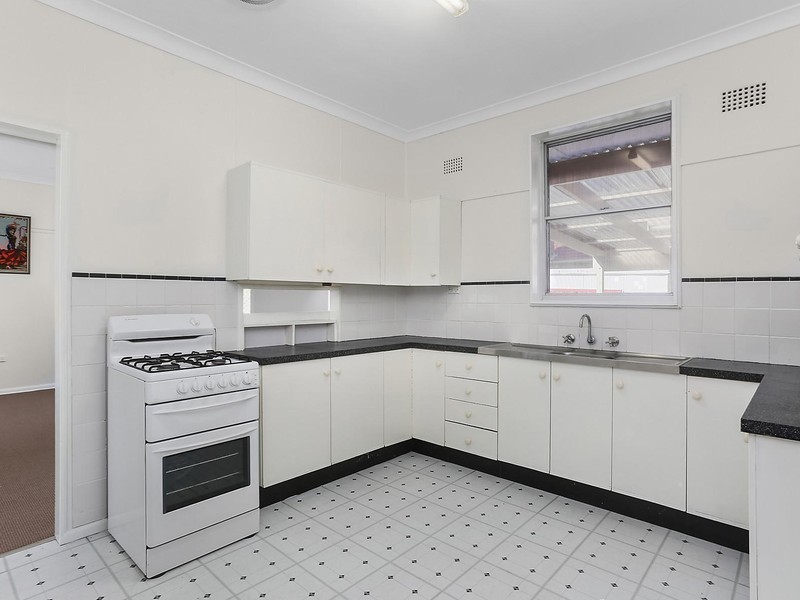 27 Alamein Avenue, Narraweena NSW 2099