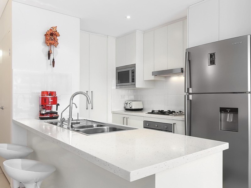 13/69 Oaks Avenue, Dee Why NSW 2099