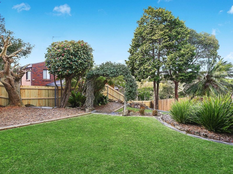 4 Owen Stanley Avenue, Beacon Hill NSW 2100