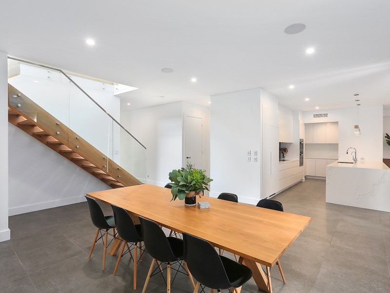 8 Jamieson Avenue, North Curl Curl NSW 2099