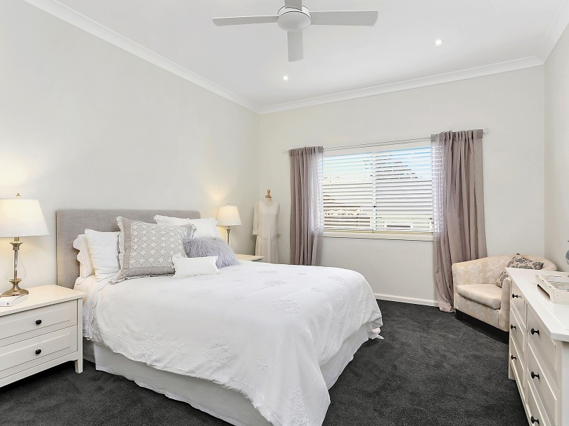 74 Parr Parade, Narraweena NSW 2099