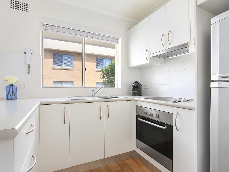 6/91 Howard Avenue, Dee Why NSW 2099