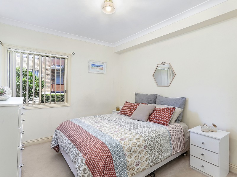 4/106 Pacific Parade, Dee Why NSW 2099