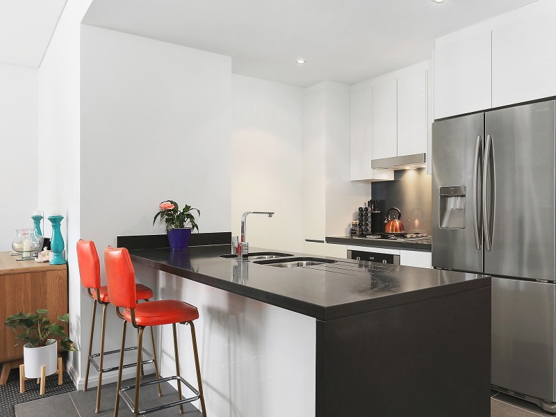 211/5 Mallard Lane, Warriewood NSW 2102