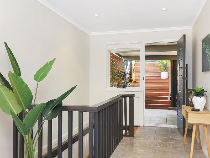 17 Chester Place, Narraweena NSW 2099