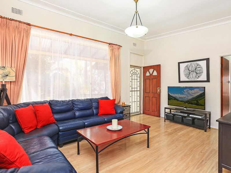 17 Toronto Avenue, Cromer NSW 2099