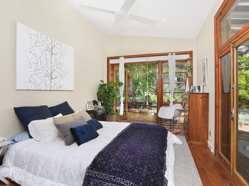 60 Adams Street, Curl Curl NSW 2096