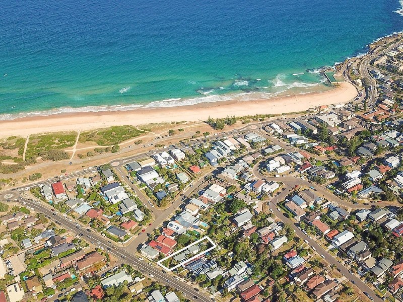 60 Adams Street, Curl Curl NSW 2096