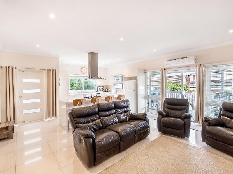 235 Warringah Road, Beacon Hill NSW 2100