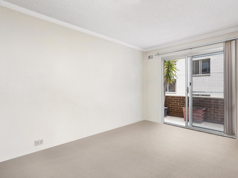 2/15 Clarke Street, Narrabeen NSW 2101