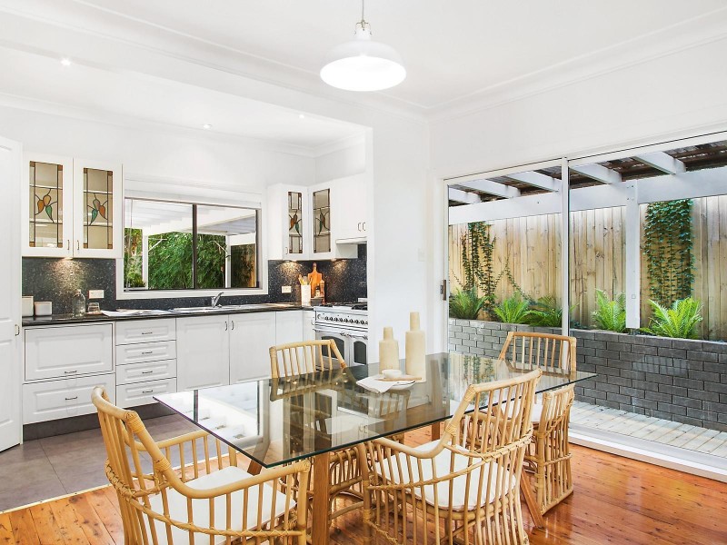 72 Alfred Road, Brookvale NSW 2100