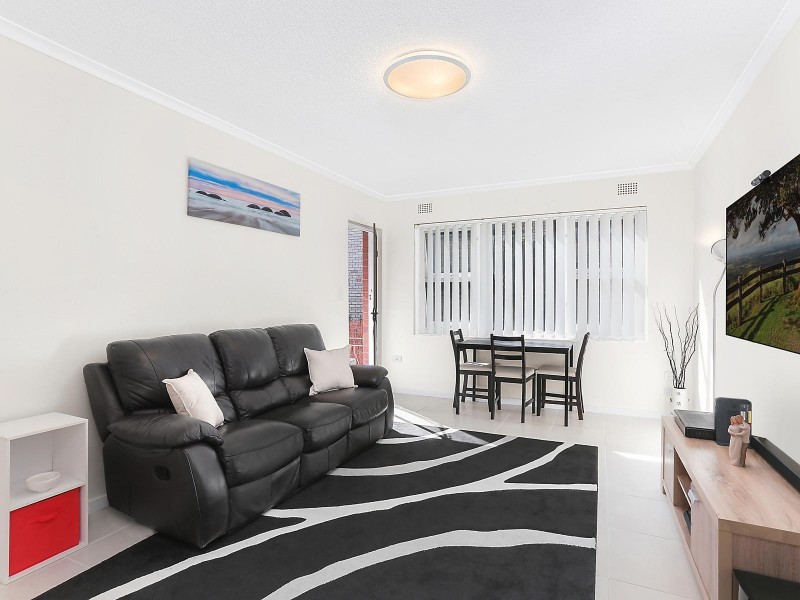 3/8 Wheeler Parade, Dee Why NSW 2099