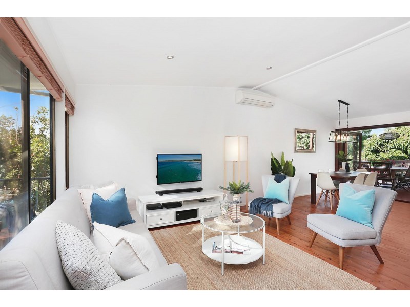 7 Sherwood Crescent, Narraweena NSW 2099