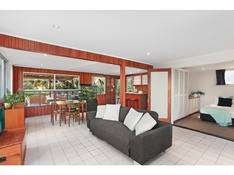 7 Sherwood Crescent, Narraweena NSW 2099