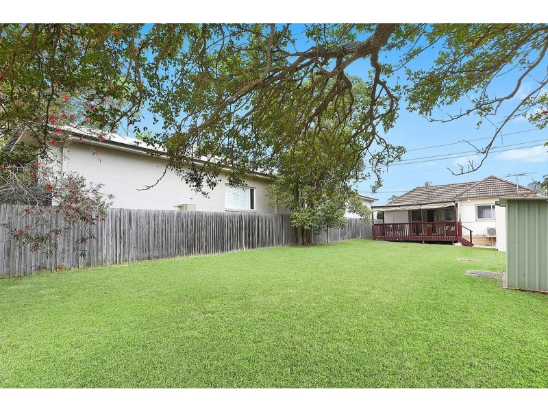 76 Parr Parade, Narraweena NSW 2099