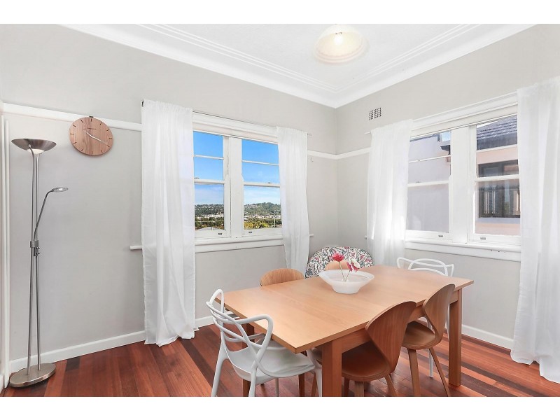 3 Seaview Avenue, Curl Curl NSW 2096