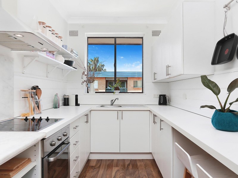 9/22 Boronia Street, Dee Why NSW 2099